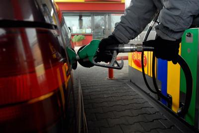 Carburante ancora in salita