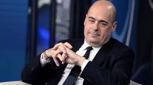 Zingaretti si dimette: “Mi vergogno che nel Pd, si parli solo di poltrone e primarie”.