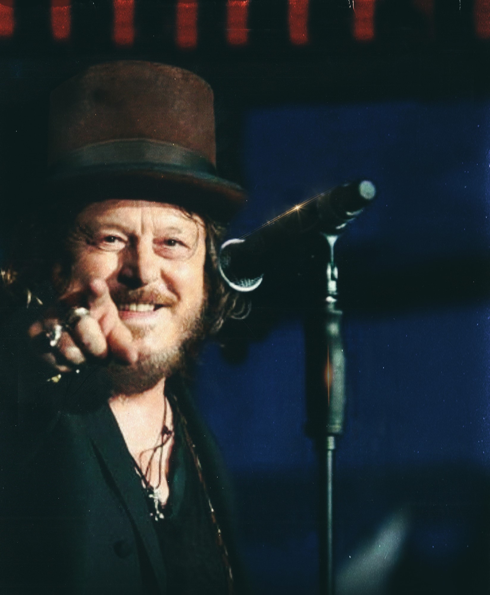 Zucchero “Sugar” Fornaciari: rinviati ad aprile e maggio 2022 i 14 show in programma all’Arena di Verona!