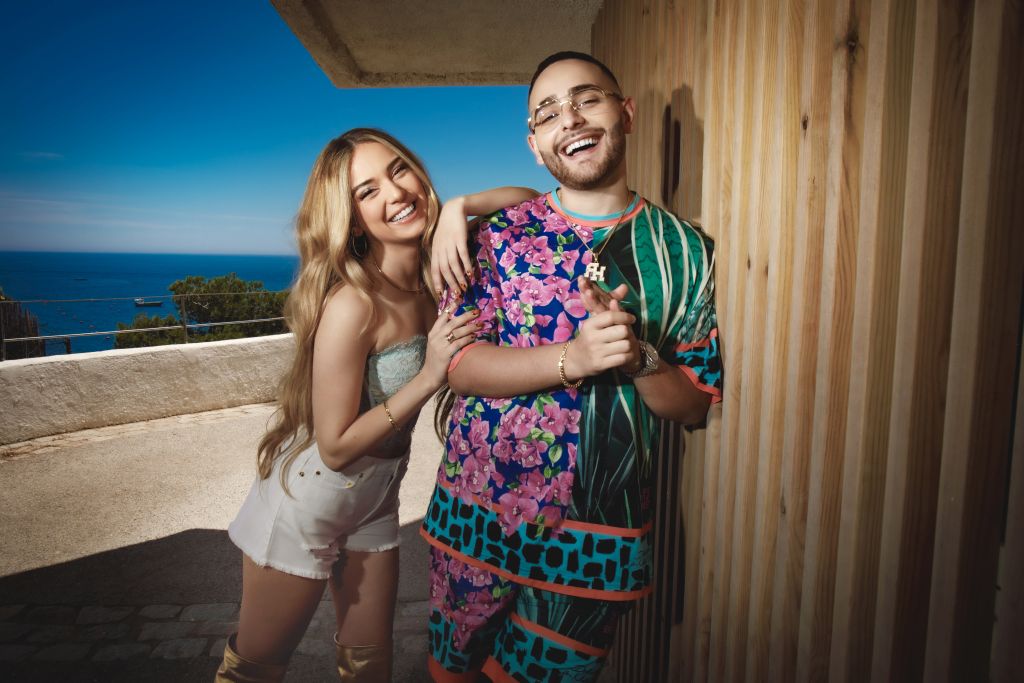 Rocco Hunt e Ana Mena rinnovano di nuovo insieme con il nuovo singolo “Un bacio all’improvviso”, prossimo tormentone dell’estate