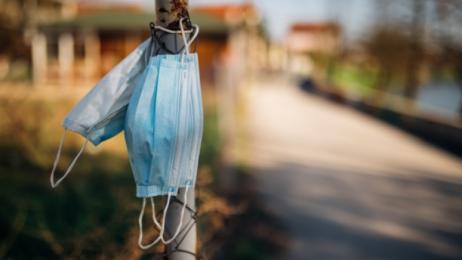 Covid, stop all’obbligo di mascherine all’aperto in zona bianca a partire dal 28 giugno