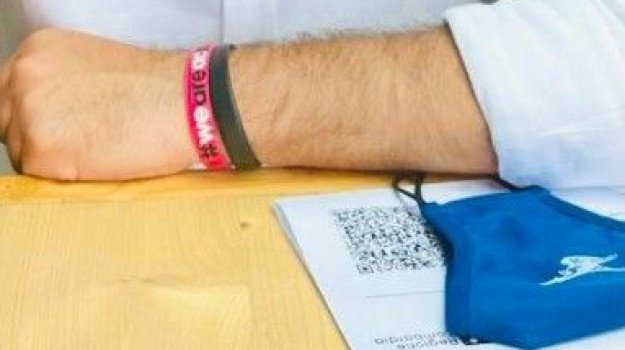 Il leader della Lega conferma di essersi vaccinato oggi a Milano. A breve lo farà anche Giorgia Meloni
