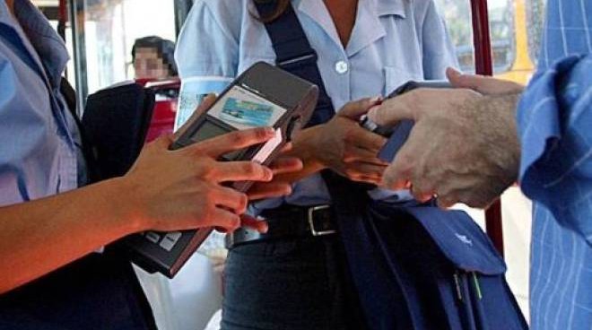Torna il controllore su autobus