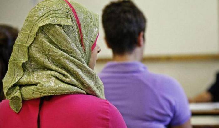 Quattordicenne bengalese denuncia famiglia, perché picchiata in quanto rifiutava il velo