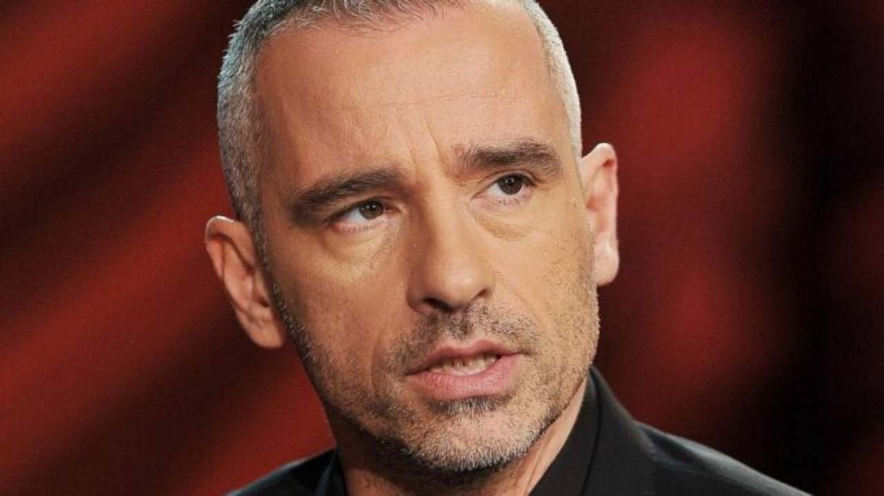 Eros Ramazzotti, l’annuncio sui social: “Finalmente torneremo insieme”. Un nuovo disco e il tour