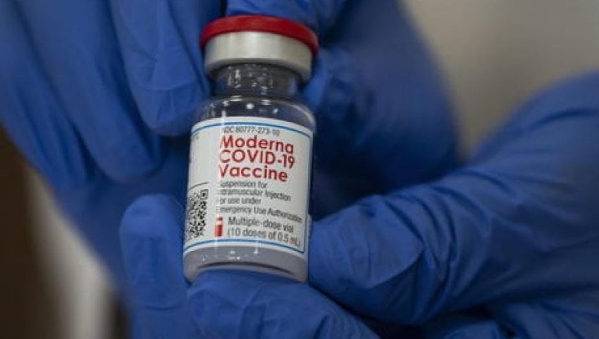 Moderna: l’obiettivo è arrivare ad un vaccino unico Covid-influenza entro 2023