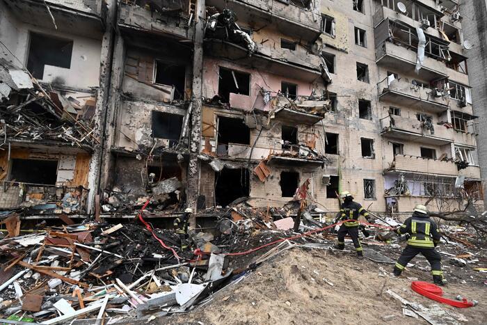 Ucraina, missili su Kiev: “Oggi sarà il giorno più difficile