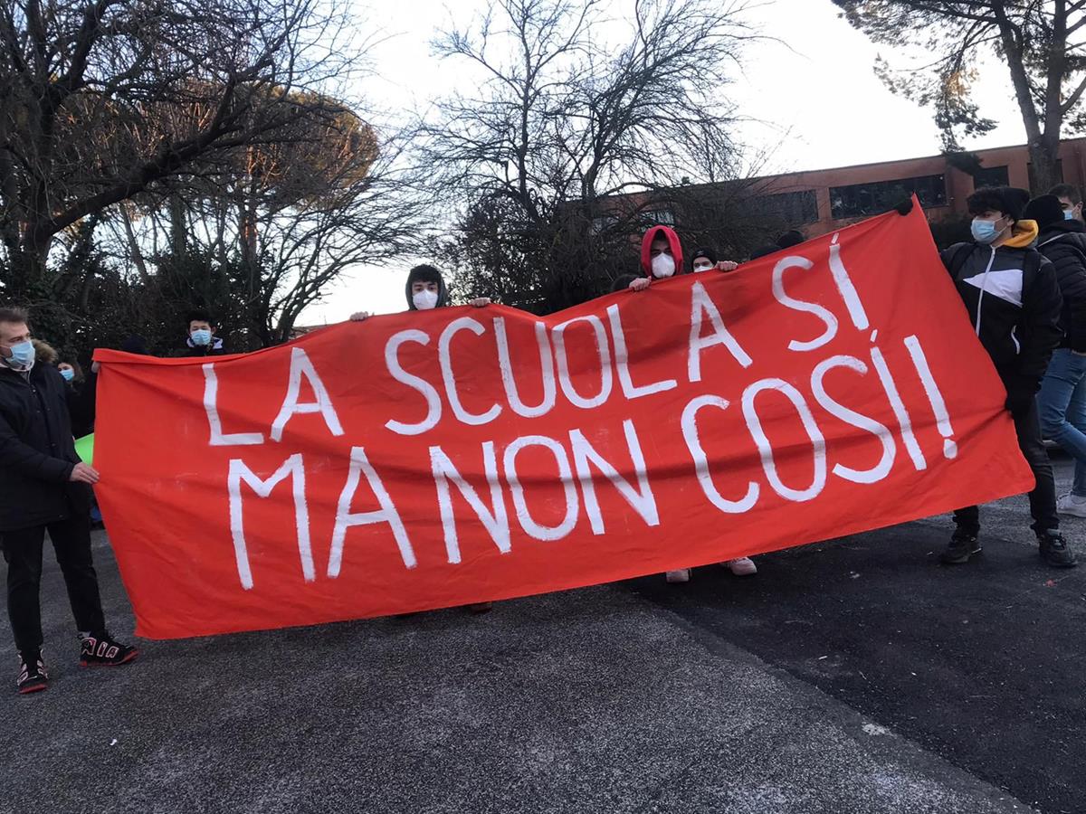 Studenti a manifestare in piazza a Roma e in altre città. ‘Vogliamo un altro esame di maturità’