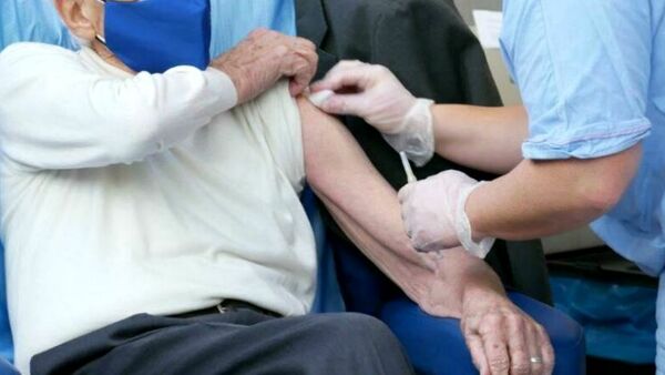 Ucraina, ministero della salute italiano: “Garantire tamponi e vaccini a rifugiati nel nostro Paese”