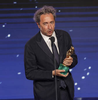 Il trionfo del cinema napoletano. ‘E’ stata la mano di Dio’ di Sorrentino sbanca i David di Donatello 2022