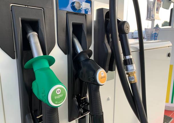 Prorogato al 5 ottobre taglio accise sui carburanti