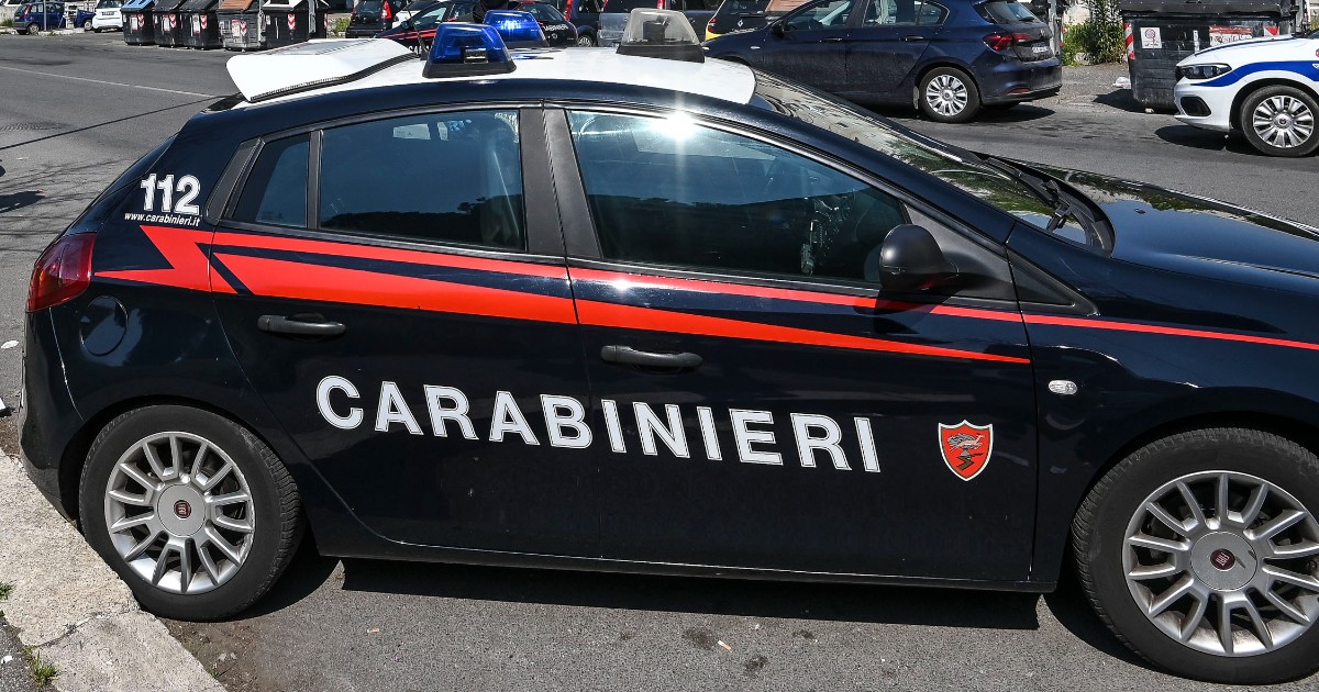 Cinisi, padre e figlio feriti in residence: lite per consumi energia, sospetto allaccio abusivo