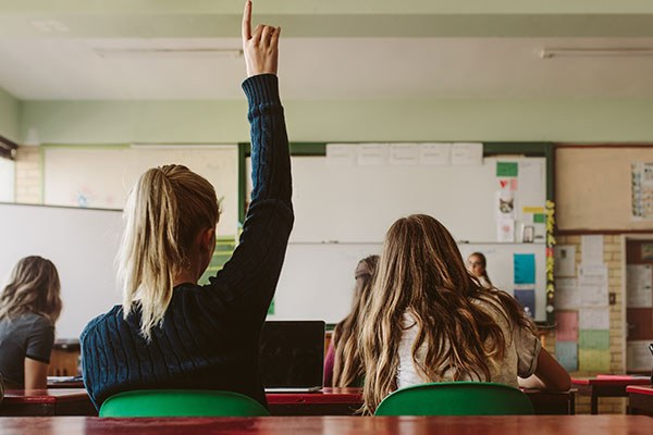 Scuola, ministro Bianchi: “Gli orari scolastici non saranno soggetti al prezzo del gas”