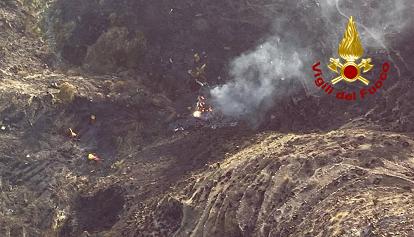 Canadair dei Vigili del fuoco precipita sull’Etna, a bordo c’erano due piloti