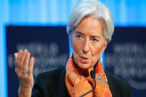 Lagarde raccomanda inflazione al 2%, avanti con rialzo tassi. Prezzi ancora troppo alti nell’area Ue