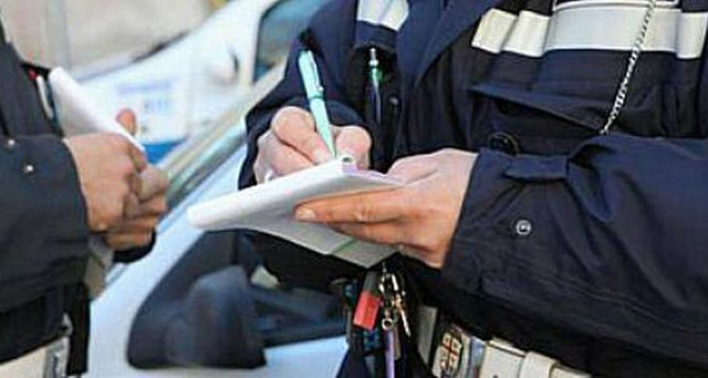 Infrazioni stradali piu’ care: ecco quanto costa guidare col cellulare