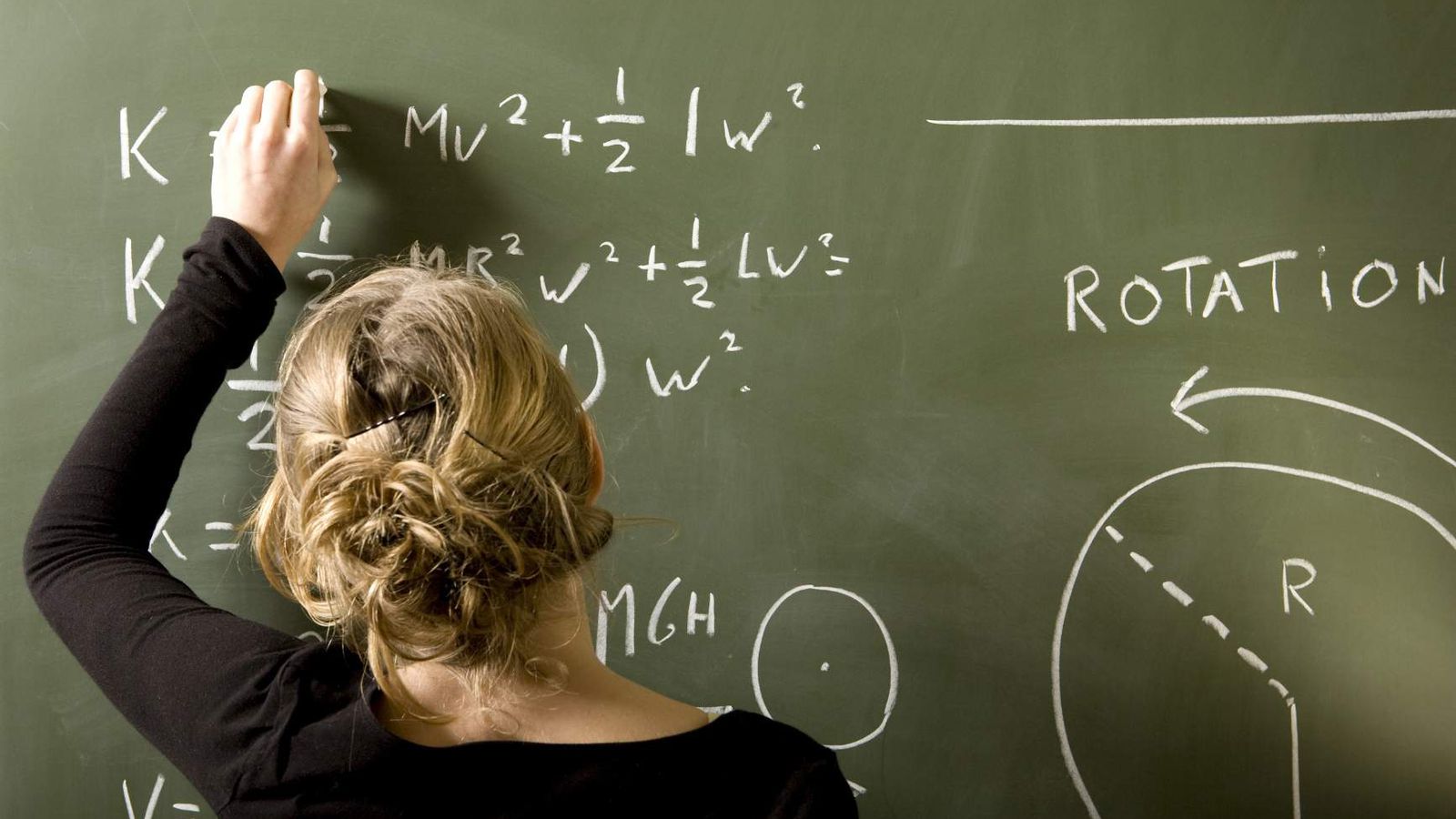 Monza, insegna senza laurea per 22 anni