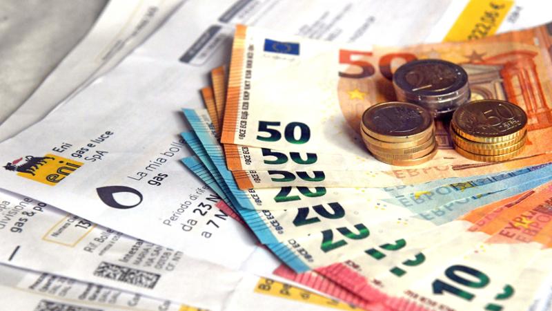 Confcommercio, le tredicesime ai minimi da 15 anni