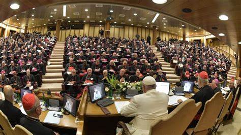 Papa Francesco rivoluziona il Sinodo: voto anche per le donne