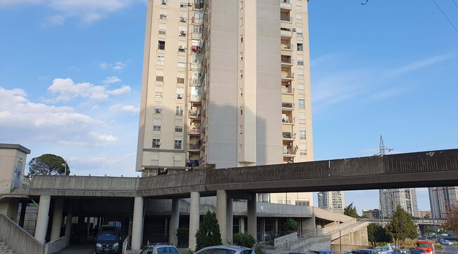 Si è arreso l’uomo barricato in casa  a Catania, che sparava colpi di arma da fuoco in strada