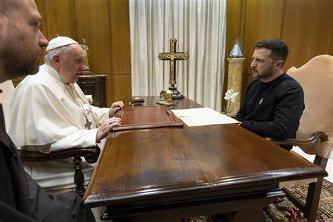 Zelensky ringrazia il Papa, una speranza per i nostri bambini