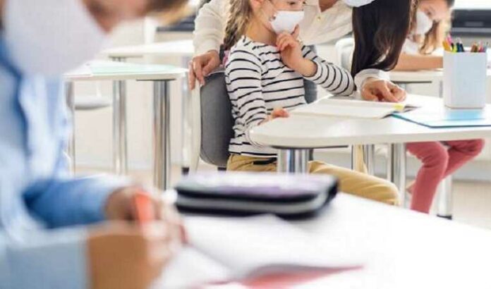 Istat: un giovane su 10 lascia prima gli studi superiori