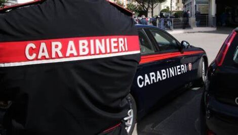 Bologna, 15enne tenta di togliersi la vita, salvata grazie alla tempestività del papà e dei Carabinieri