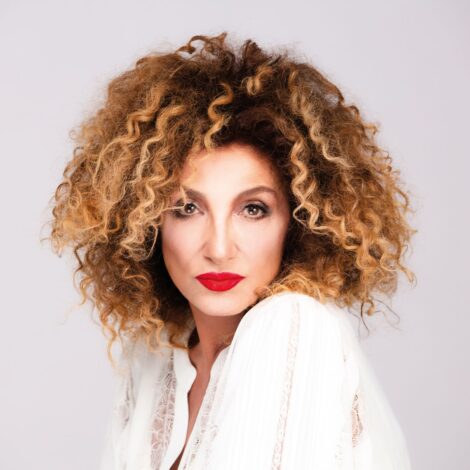 Marcella Bella, da ieri in radio e in digitale “Tacchi a spillo”, il nuovo singolo che anticipa l’album di inediti “Etnea” in uscita l’1 dicembre