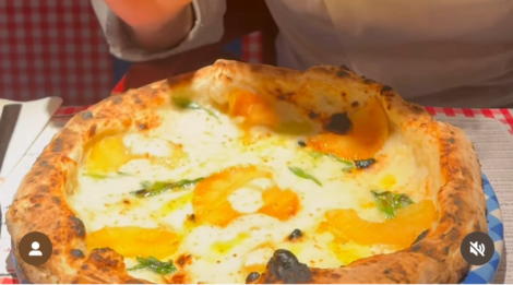 Sorbillo lancia sui social la pizza all’ananas