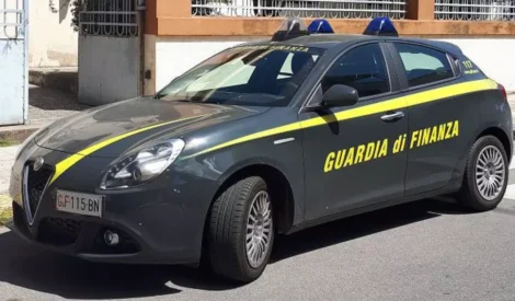 Monza: Gdf, custodia cautelare per tre soggetti indagati per reati tributari, fallimentari e riciclaggio; sequestrati beni per oltre 2mln di euro