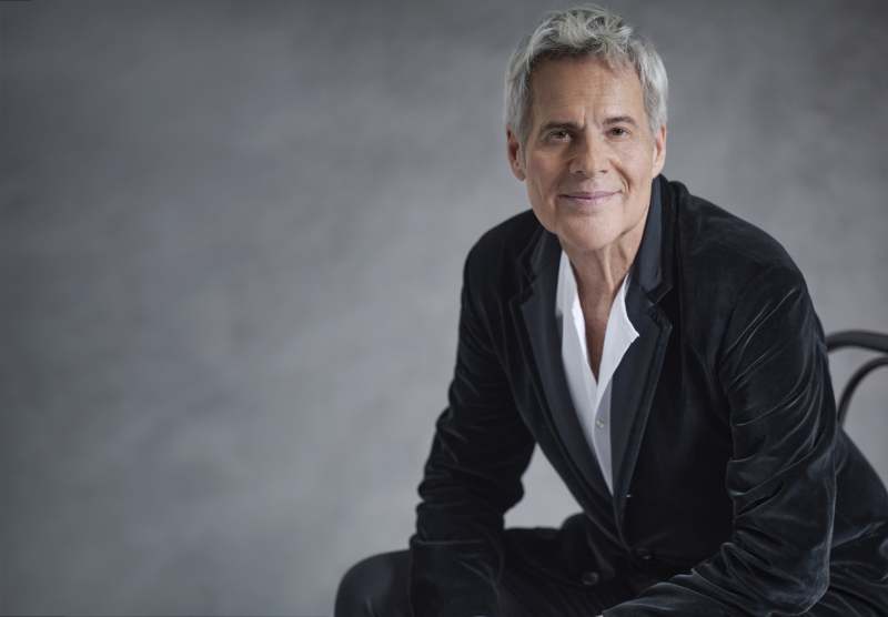 Domenica 2 giugno, in occasione delle celebrazioni del 78° Anniversario della proclamazione della Repubblica, Claudio Baglioni intonerà l’Inno Nazionale ai Fori Imperiali, accompagnato dalla Banda Interforze della Difesa. La diretta su Rai1