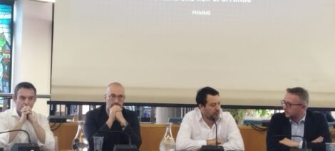 Giussano, presentazione del libro “Controvento” di Matteo Salvini