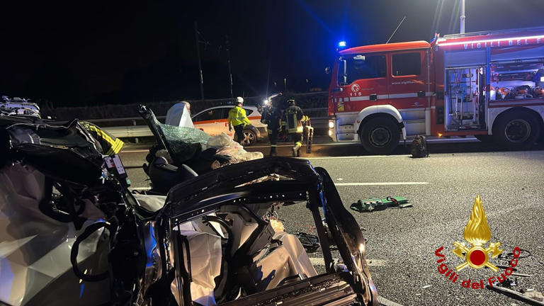 Furgone contromano in A4: schianto, un ferito e traffico bloccato