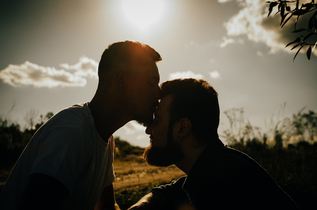 Coppia gay aggredita a Milano