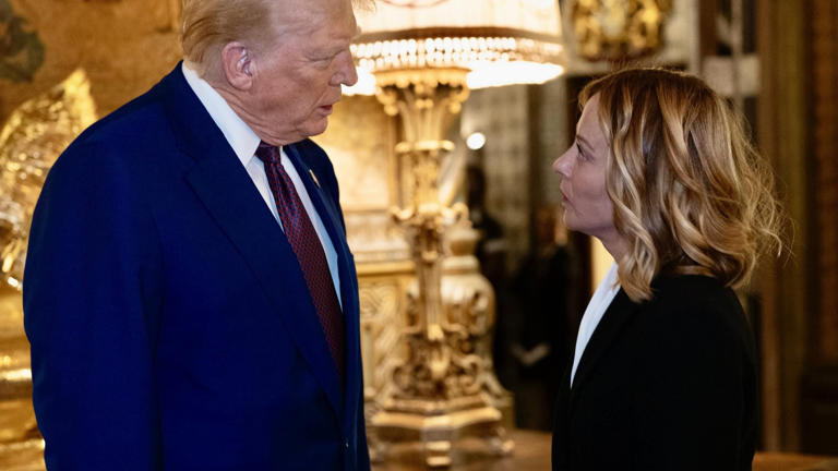 La presidente del Consiglio Giorgia Meloni è atterrata a Washingthon per l’insediamento di Donald Trump