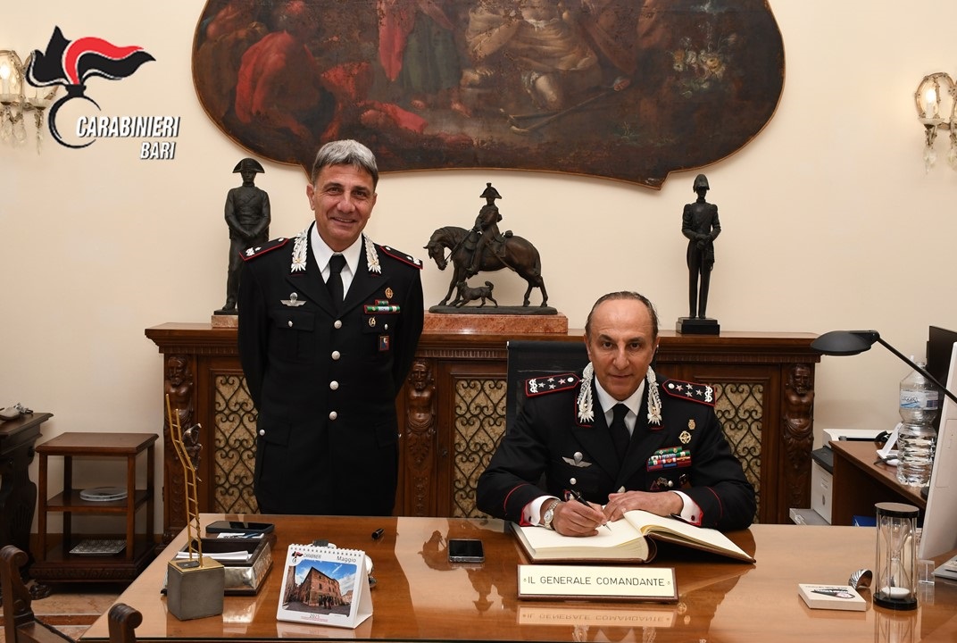Il Comandante Generale dell’Arma dei Carabinieri, Generale di Corpo d’Armata Luongo, in visita a Bari