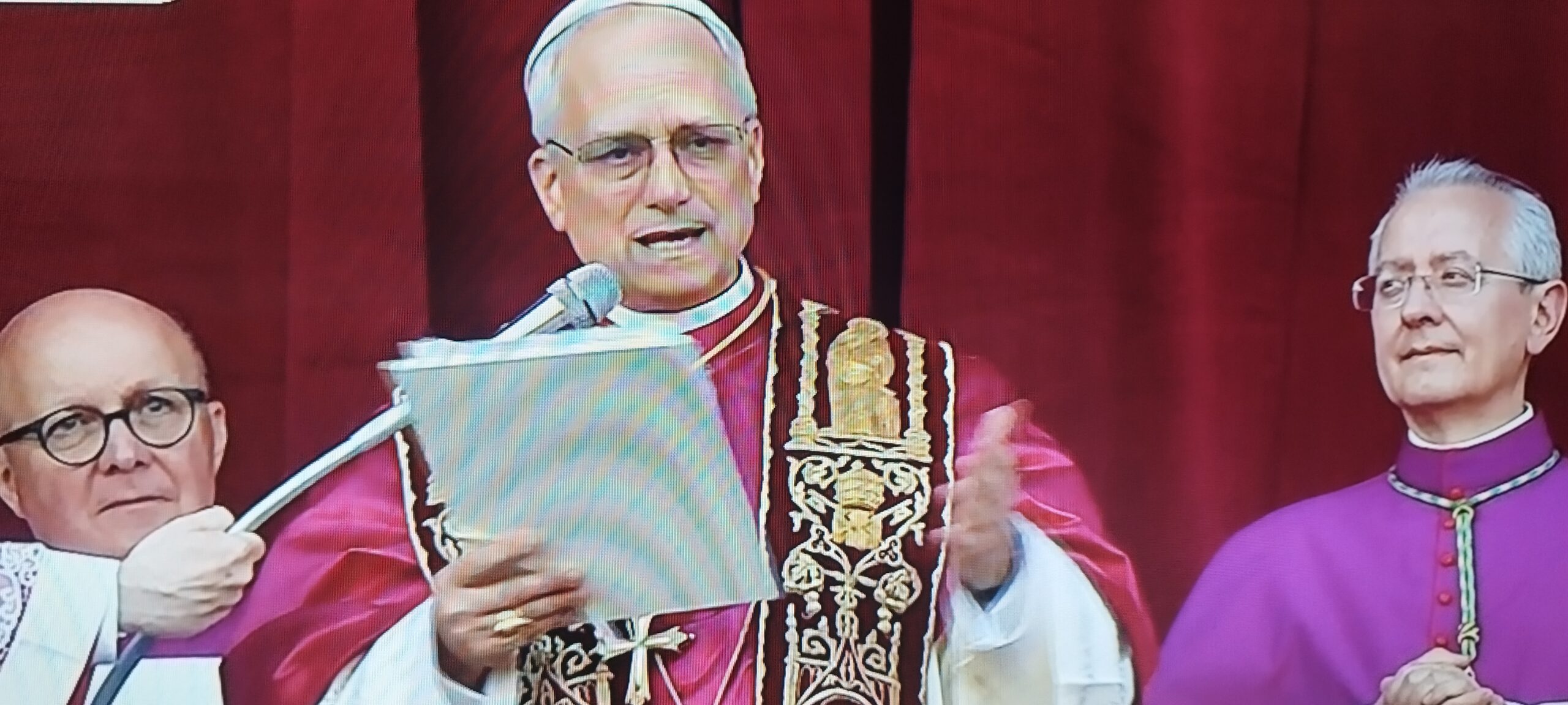 Chi è il nuovo papa Robert Francis Prevost. Missionario e agostiniano con un messaggio di pace