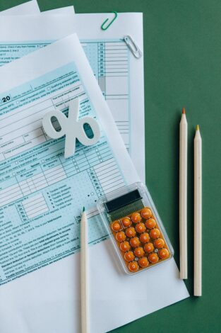 Irpef, quasi 9 milioni di contribuenti non versano nulla: il peso fiscale concentrato su una minoranza