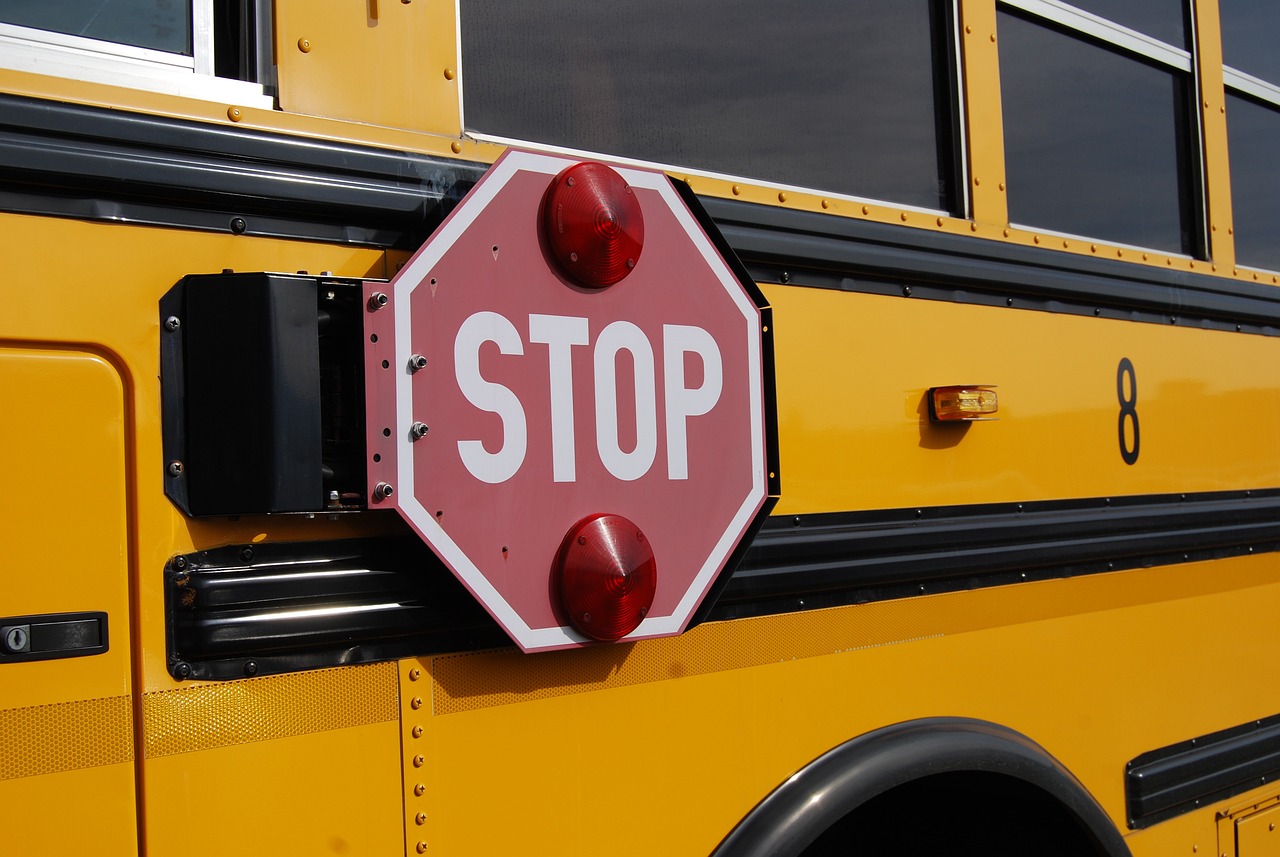Scuola bus phr credit pixabay